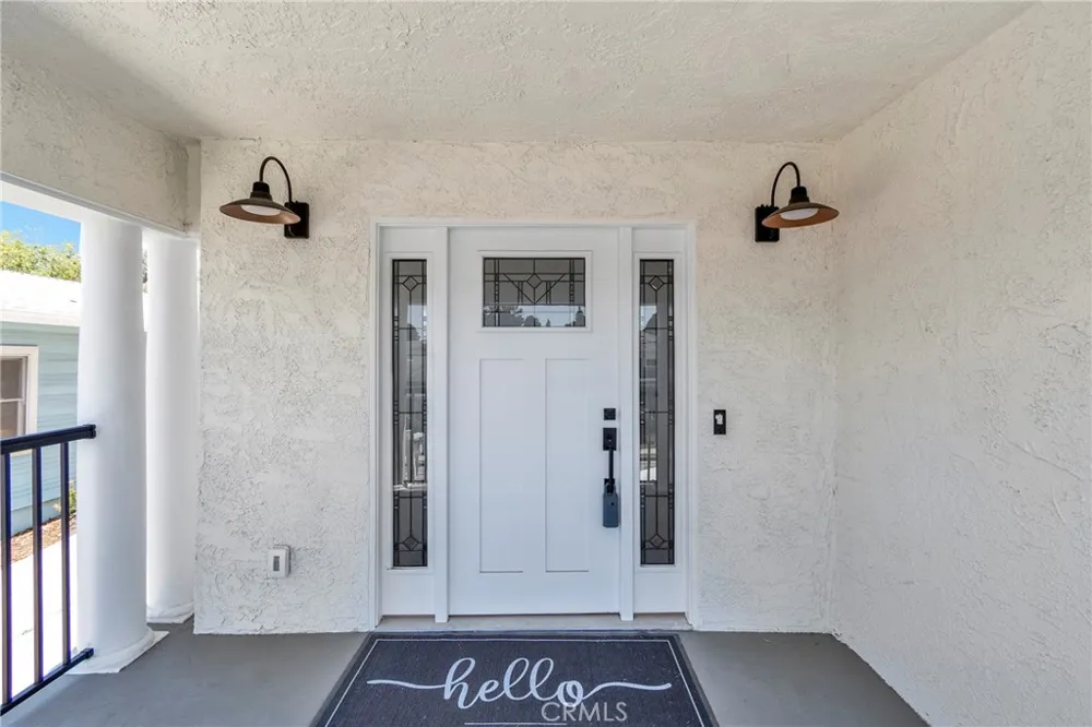 13429 Bailey Whittier, CA 90601