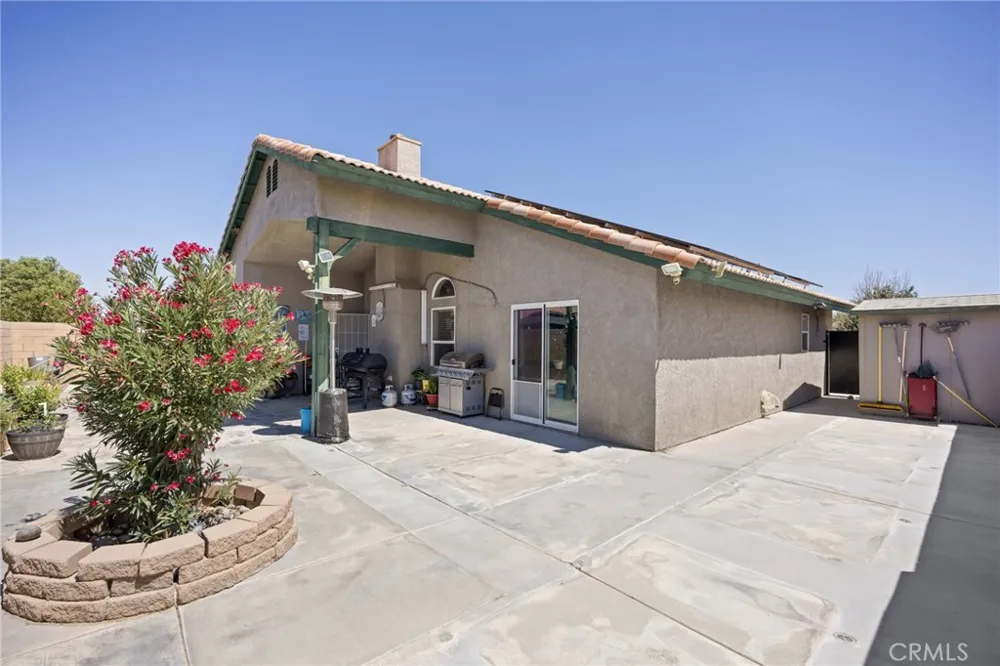3325 Poplar st Rosamond, CA 93560