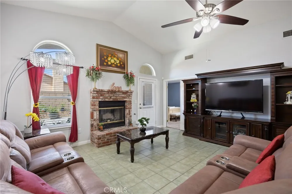 3325 Poplar st Rosamond, CA 93560