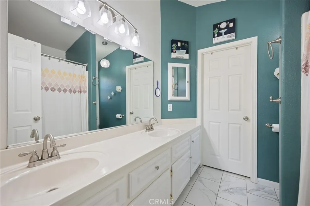 3325 Poplar st Rosamond, CA 93560