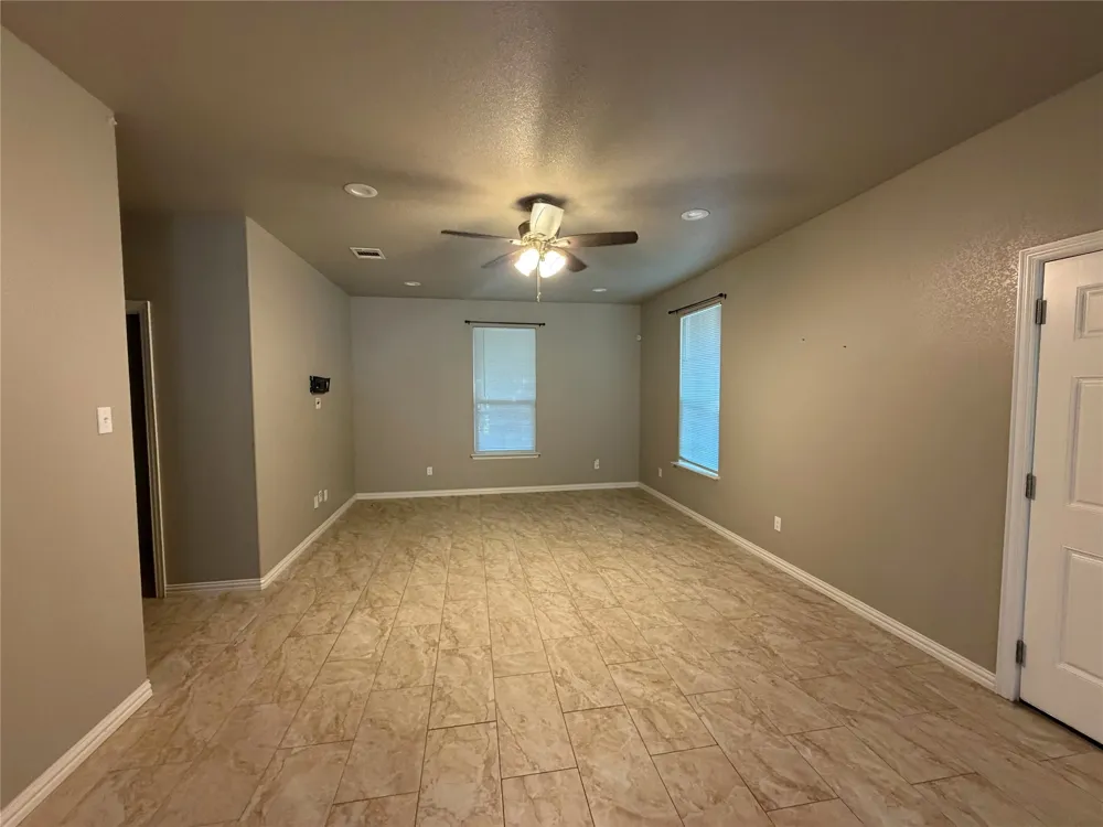 122 Katy Street Cleburne, TX 76031
