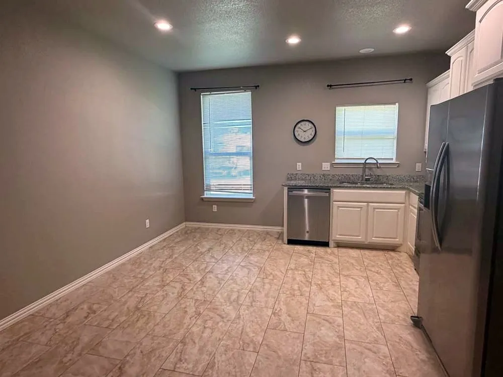 122 Katy Street Cleburne, TX 76031