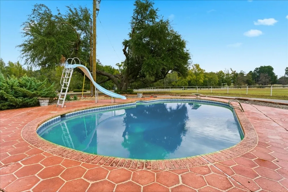 10736 E Highway 154 Sulphur Springs, TX 75482