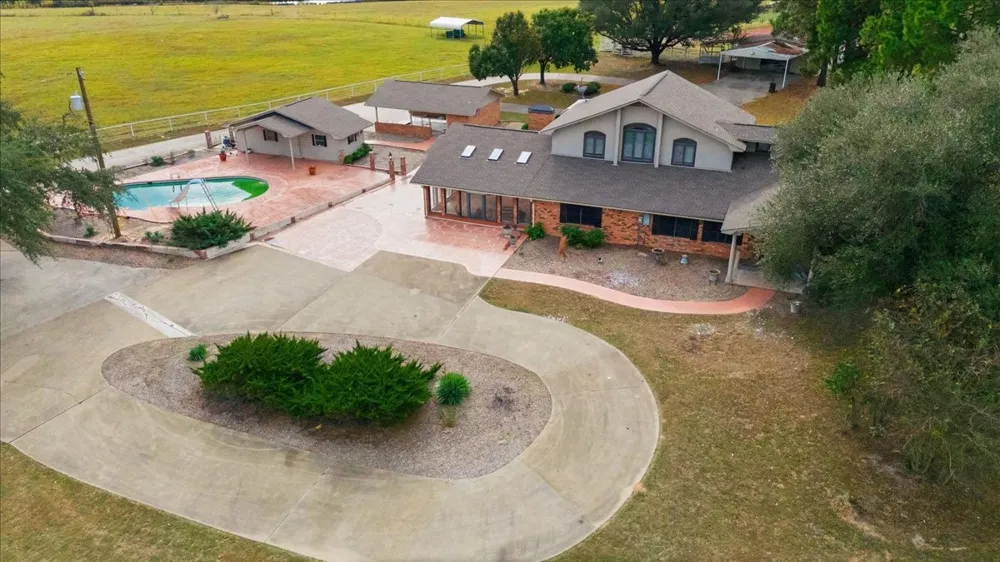 10736 E Highway 154 Sulphur Springs, TX 75482