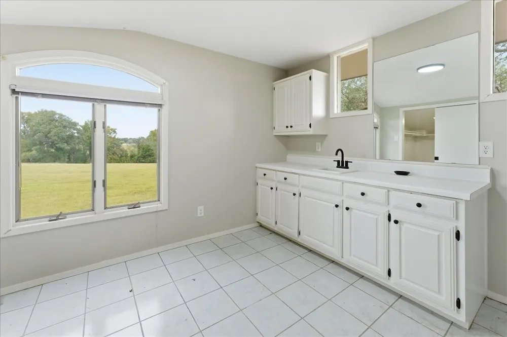 10736 E Highway 154 Sulphur Springs, TX 75482