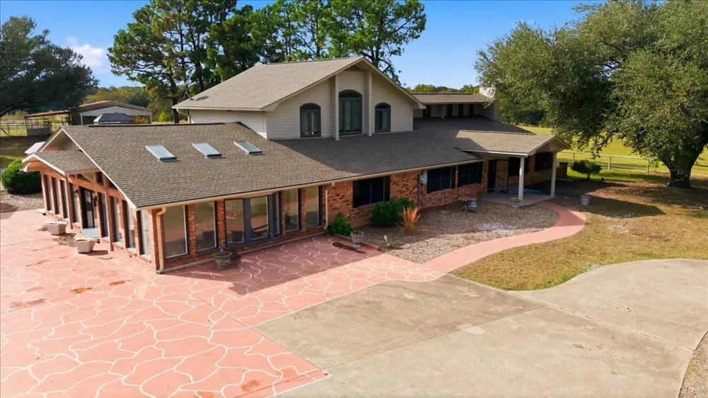 10736 E Highway 154 Sulphur Springs, TX 75482
