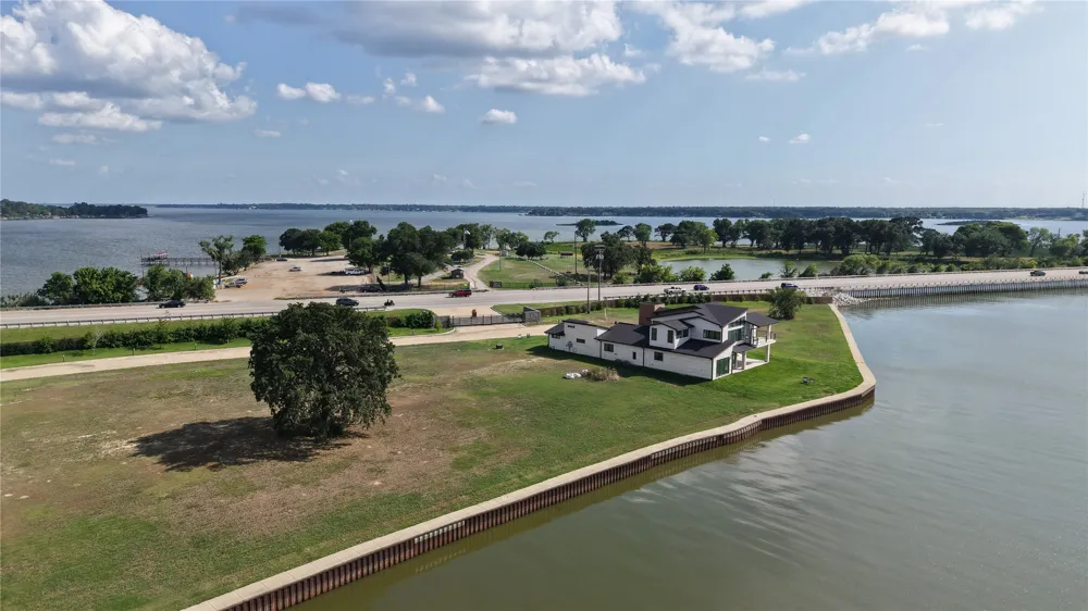 108 Mary Court Gun Barrel City, TX 75156