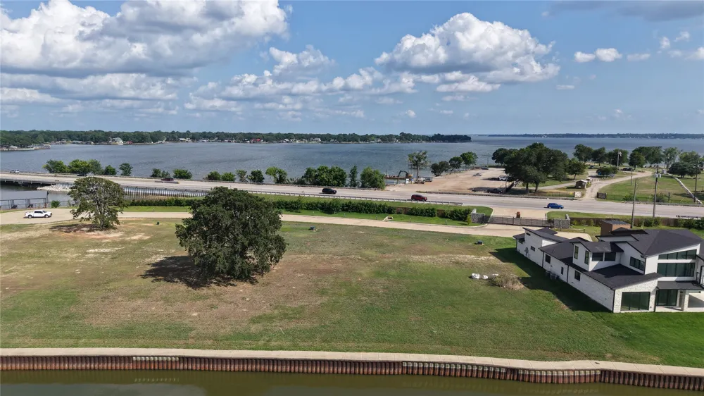 108 Mary Court Gun Barrel City, TX 75156