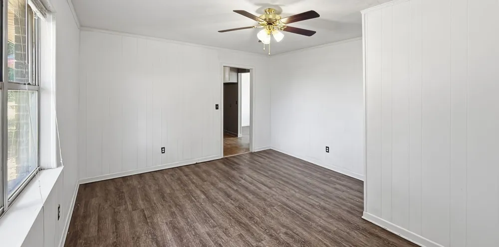 902 S US Highway 281 Evant, TX 76525