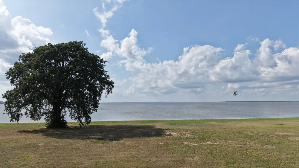 112 Mary Court Gun Barrel City, TX 75156