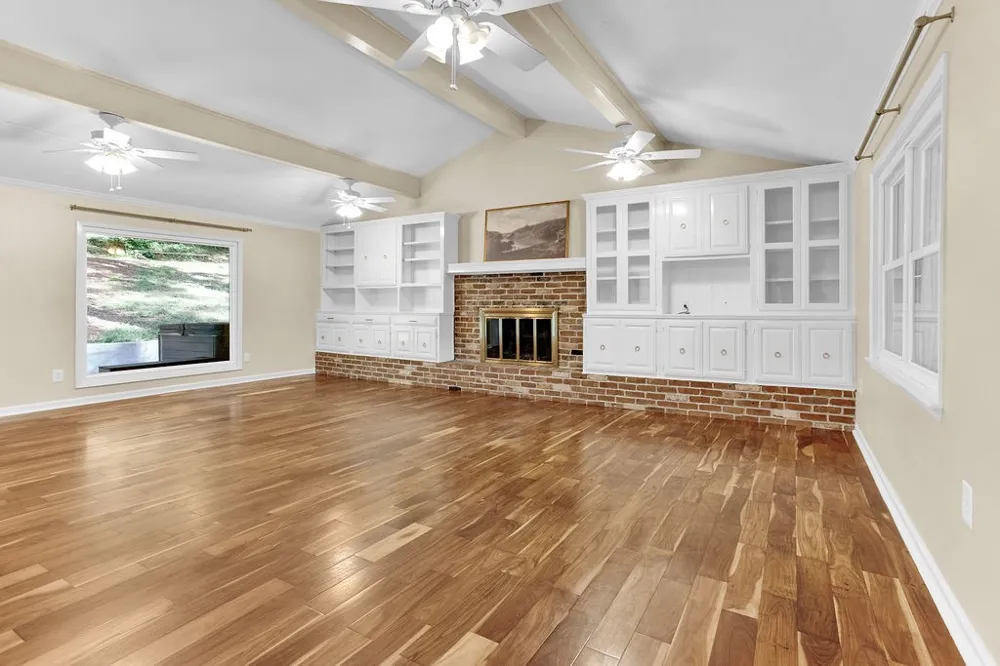 211 Hideaway Lane Central Hideaway, TX 75771