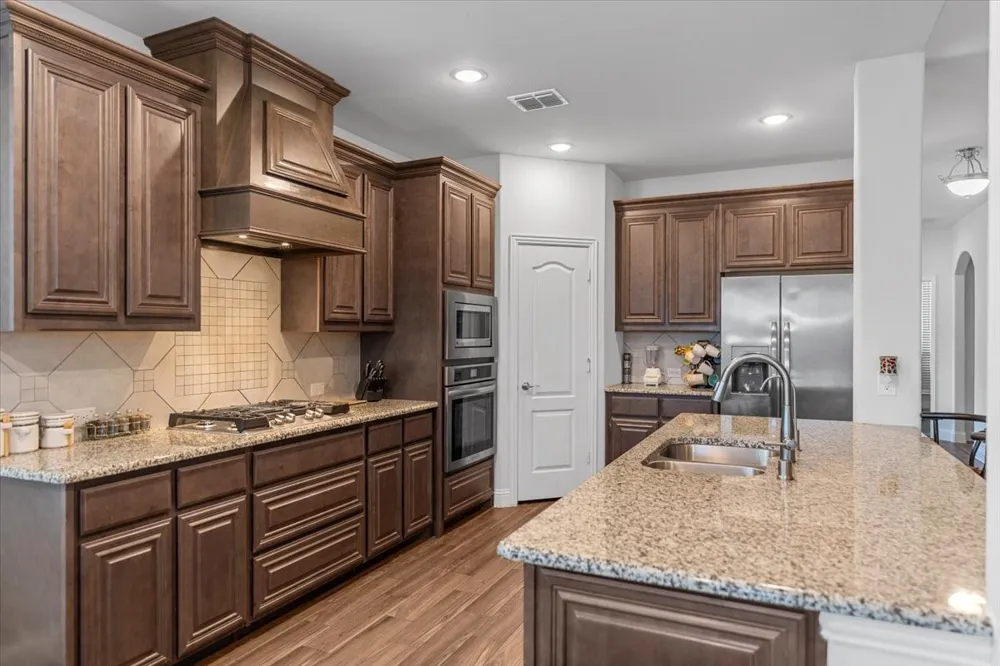 2760 Richard Street Burleson, TX 76028