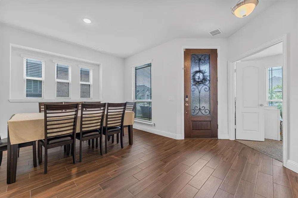 2760 Richard Street Burleson, TX 76028
