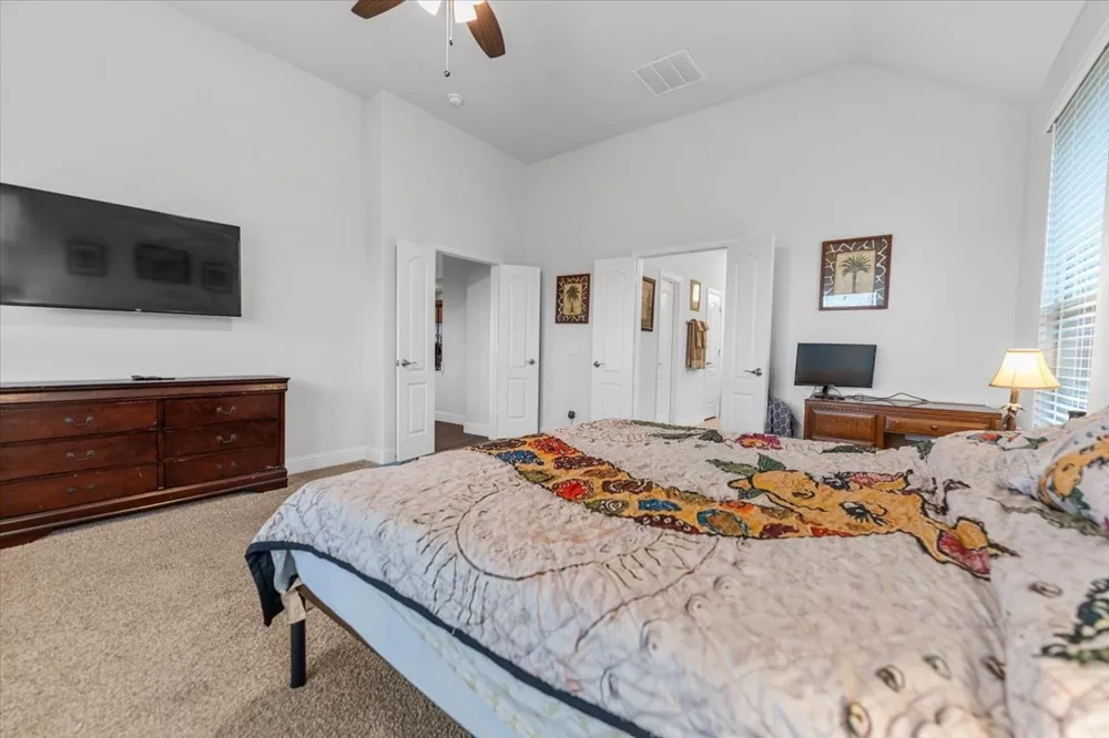 2760 Richard Street Burleson, TX 76028