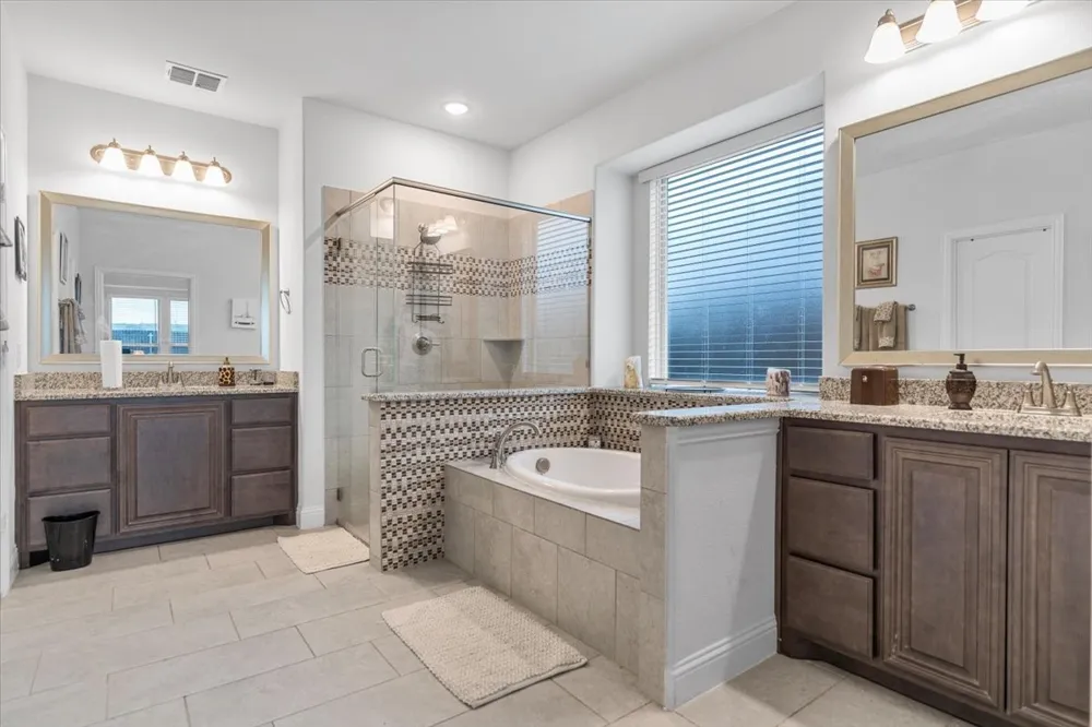 2760 Richard Street Burleson, TX 76028