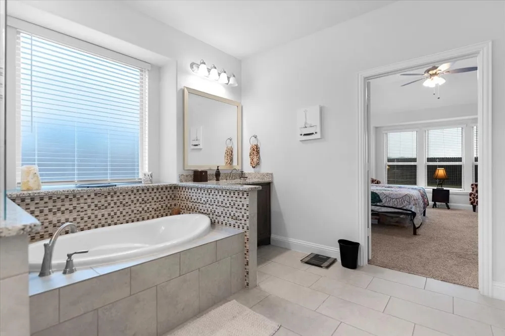 2760 Richard Street Burleson, TX 76028