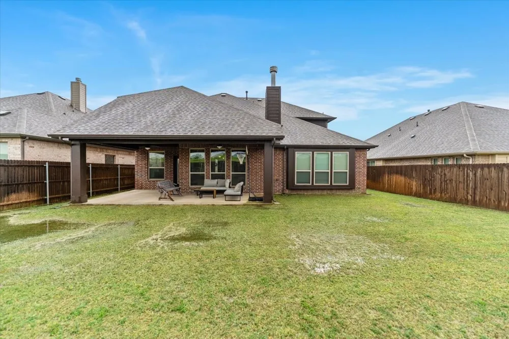 2760 Richard Street Burleson, TX 76028