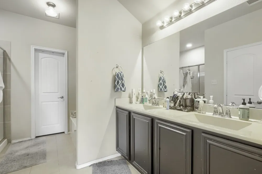 4003 Red Rock Drive Heartland, TX 75126