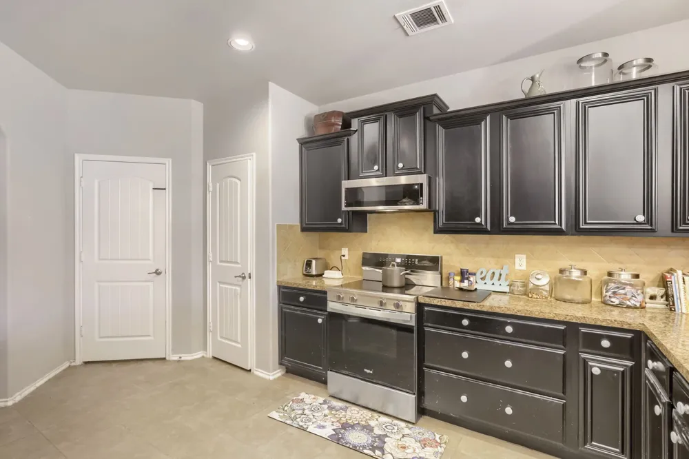 4003 Red Rock Drive Heartland, TX 75126