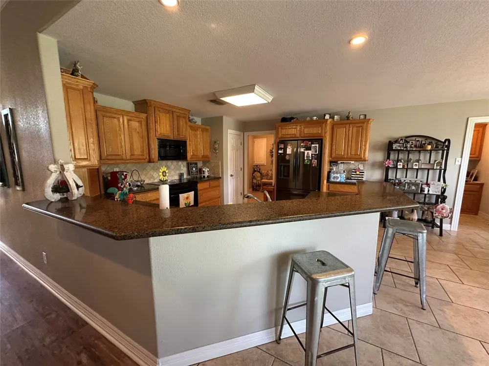394 Sunland Park Robinson, TX 76706