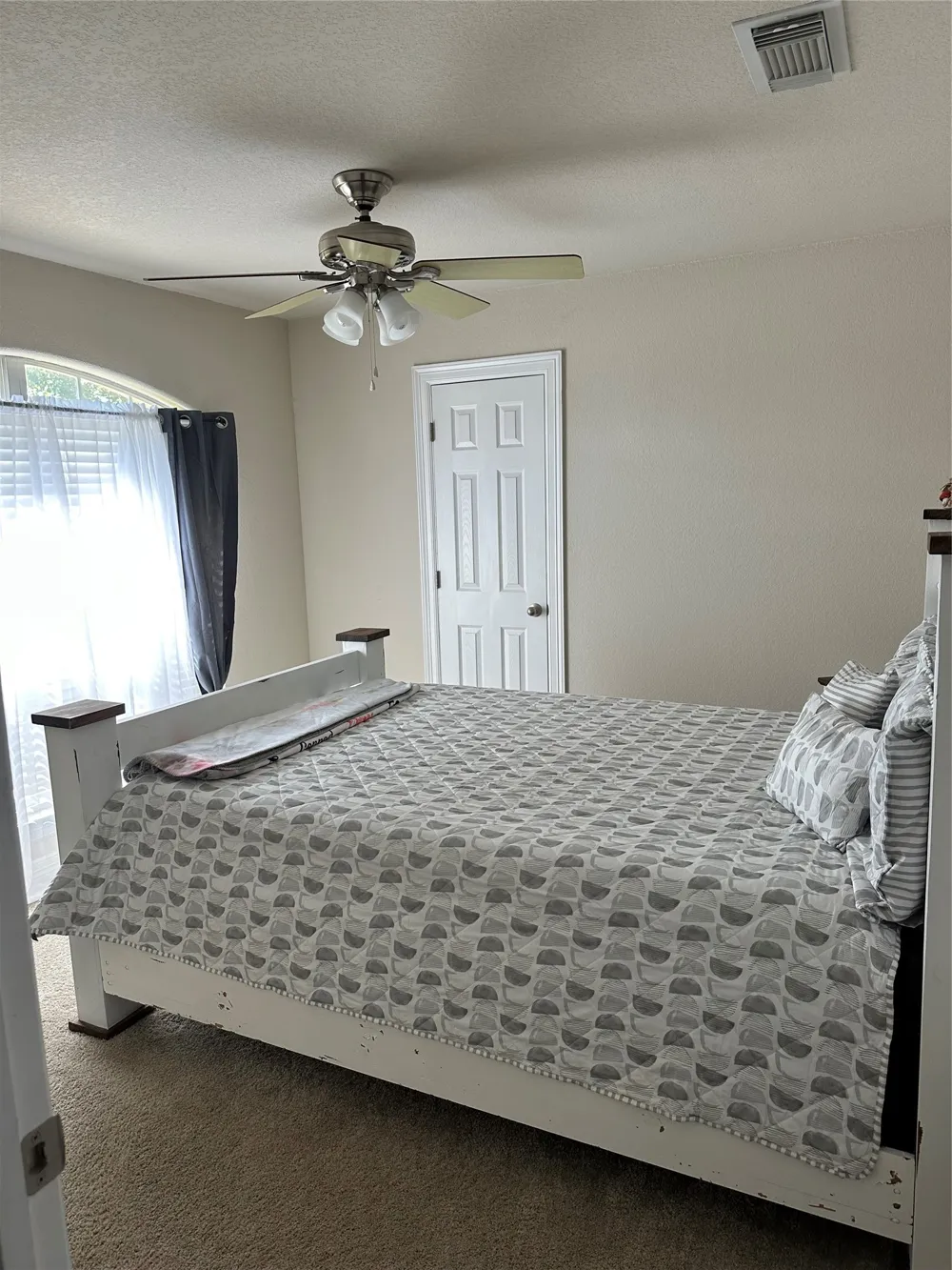 394 Sunland Park Robinson, TX 76706
