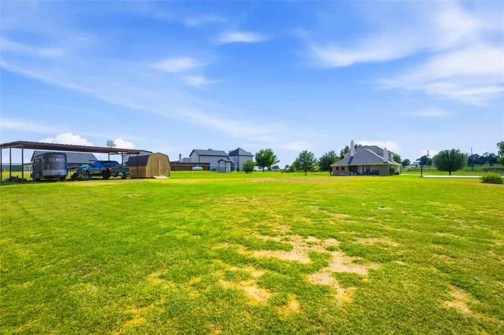1389 Thomas Road Springtown, TX 76082