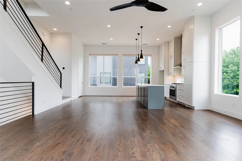 2623 Kimsey Drive #101 Dallas, TX 75235