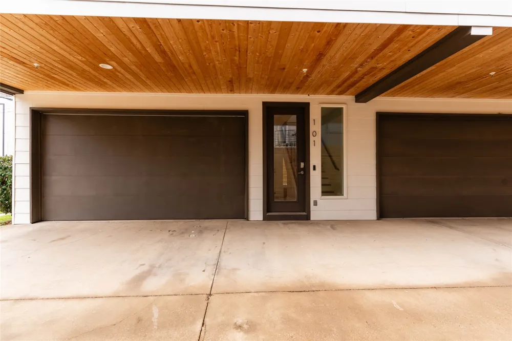2623 Kimsey Drive #101 Dallas, TX 75235