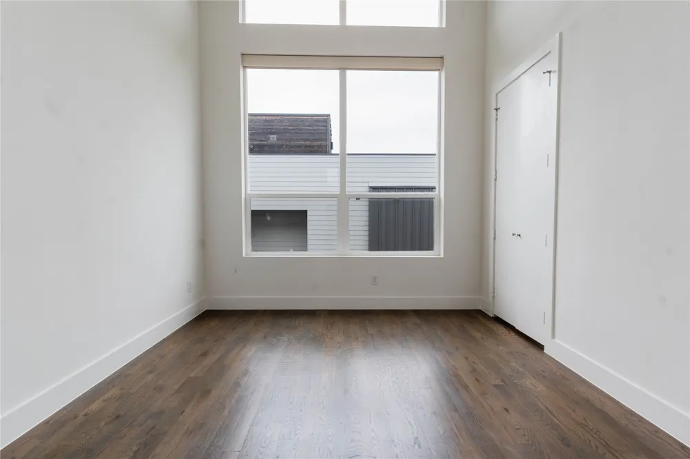 2623 Kimsey Drive #101 Dallas, TX 75235