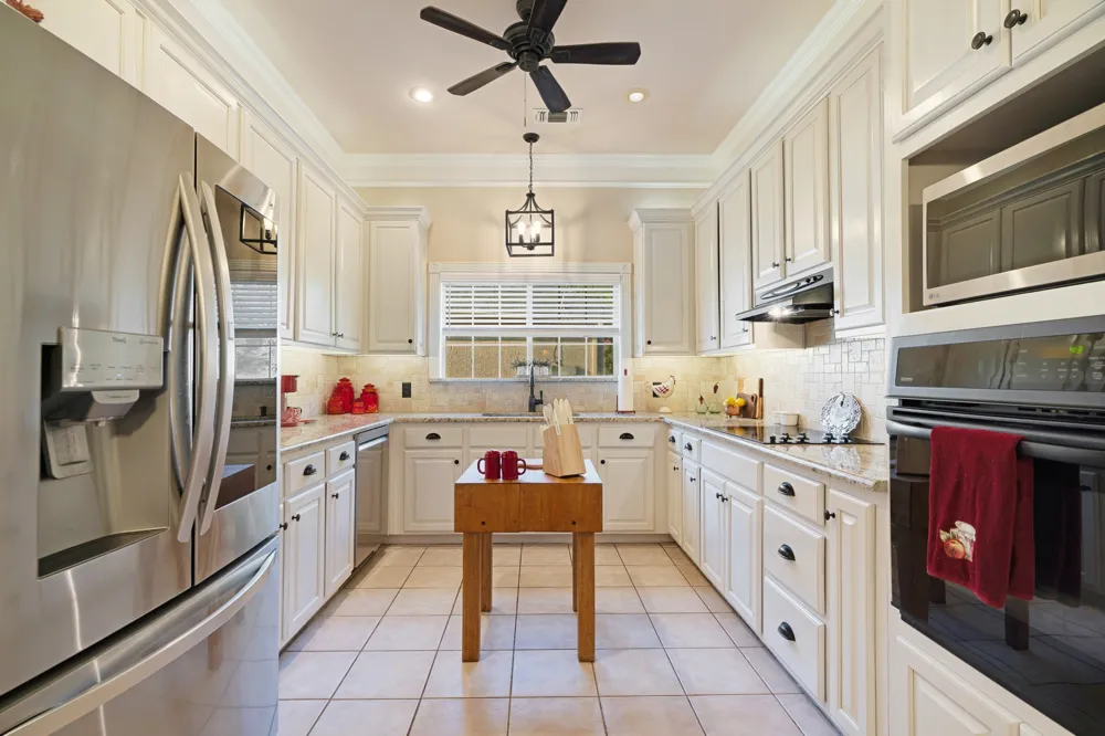 4250 PRIMROSE LANE Paris, TX 75462