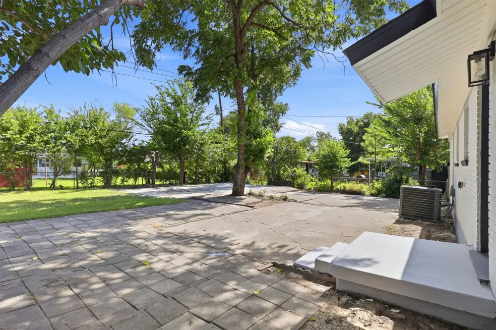 5421 Palmer Drive Haltom City, TX 76117
