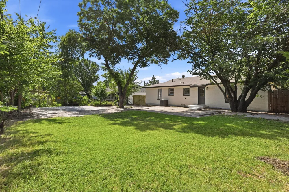 5421 Palmer Drive Haltom City, TX 76117