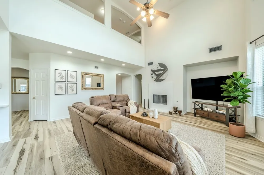 1026 Brentwood Drive Murphy, TX 75094
