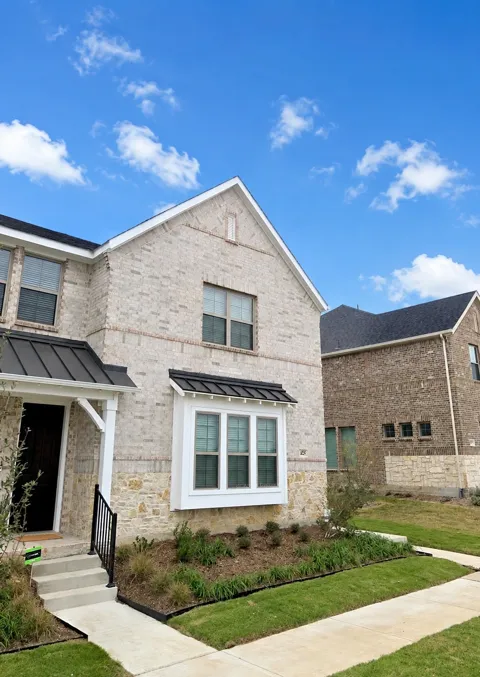 425 Parkside Drive