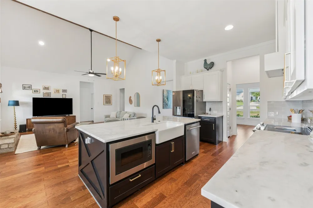 180 Lucky Ridge Lane Boyd, TX 76023
