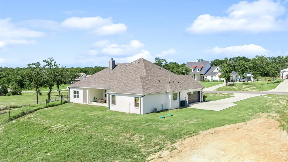 180 Lucky Ridge Lane Boyd, TX 76023