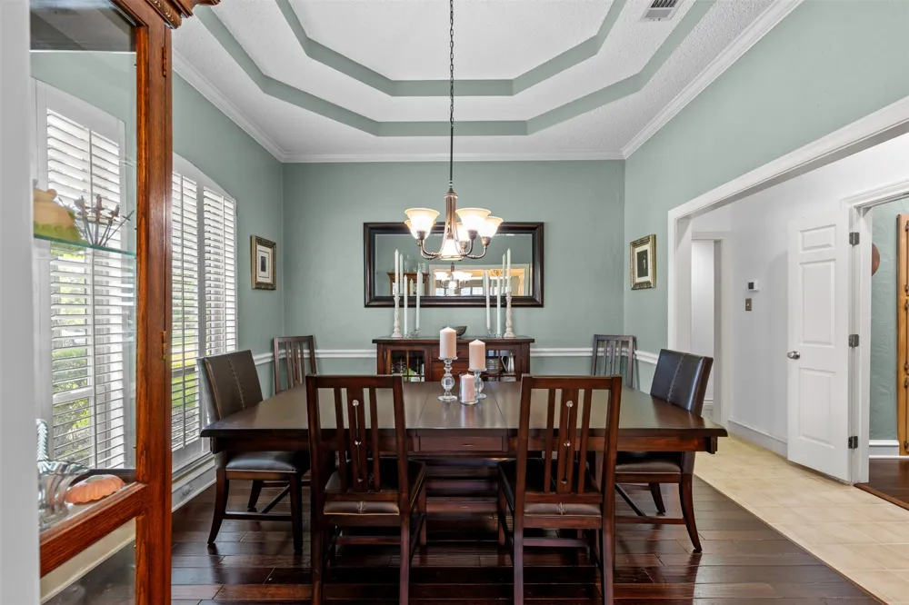 809 Shady Creek Drive Kennedale, TX 76060