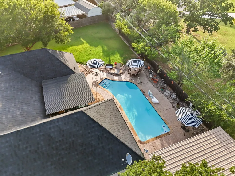 809 Shady Creek Drive Kennedale, TX 76060
