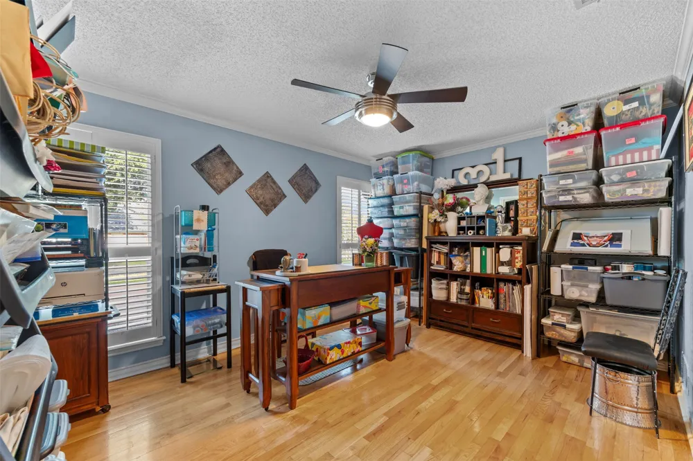 809 Shady Creek Drive Kennedale, TX 76060