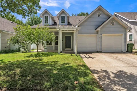 9924 Lexington Drive
