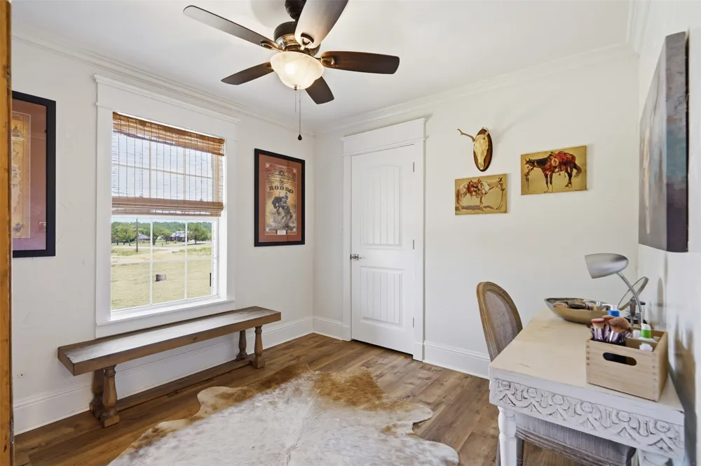 986 Eagles Way Springtown, TX 76082