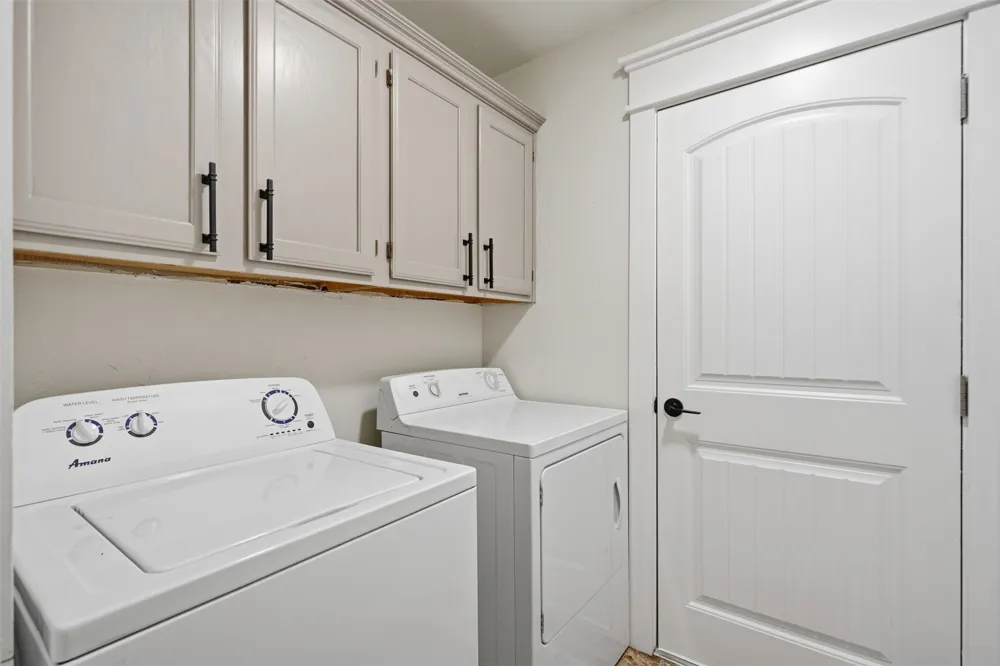 986 Eagles Way Springtown, TX 76082