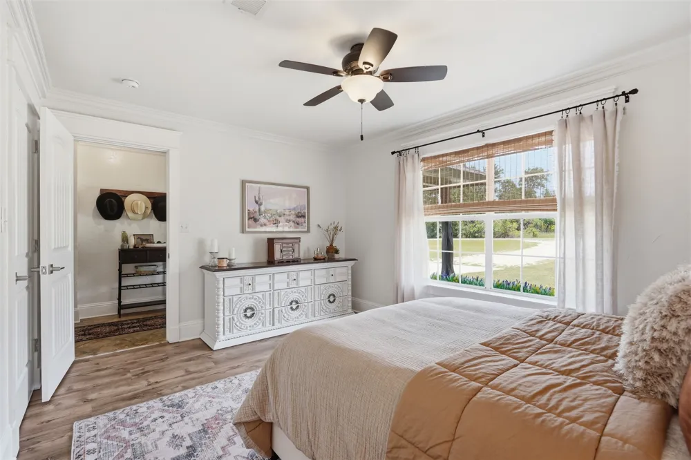 986 Eagles Way Springtown, TX 76082