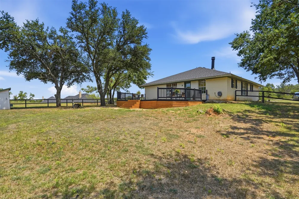 986 Eagles Way Springtown, TX 76082