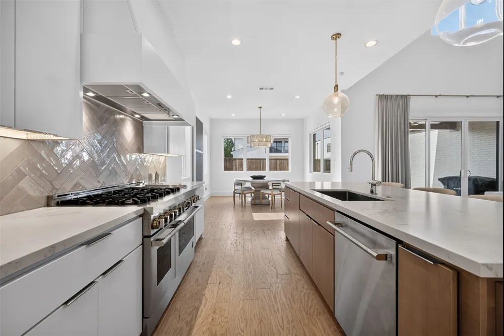 3872 Cortez Drive Dallas, TX 75220