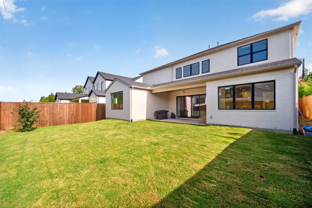 3872 Cortez Drive Dallas, TX 75220
