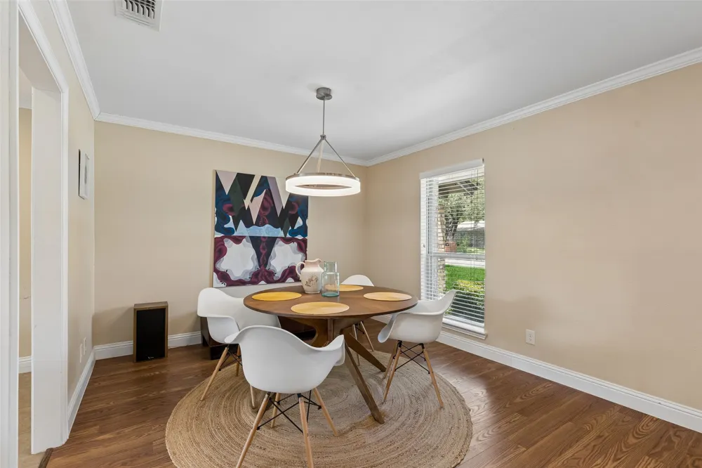 13141 Rosser Road Farmers Branch, TX 75244