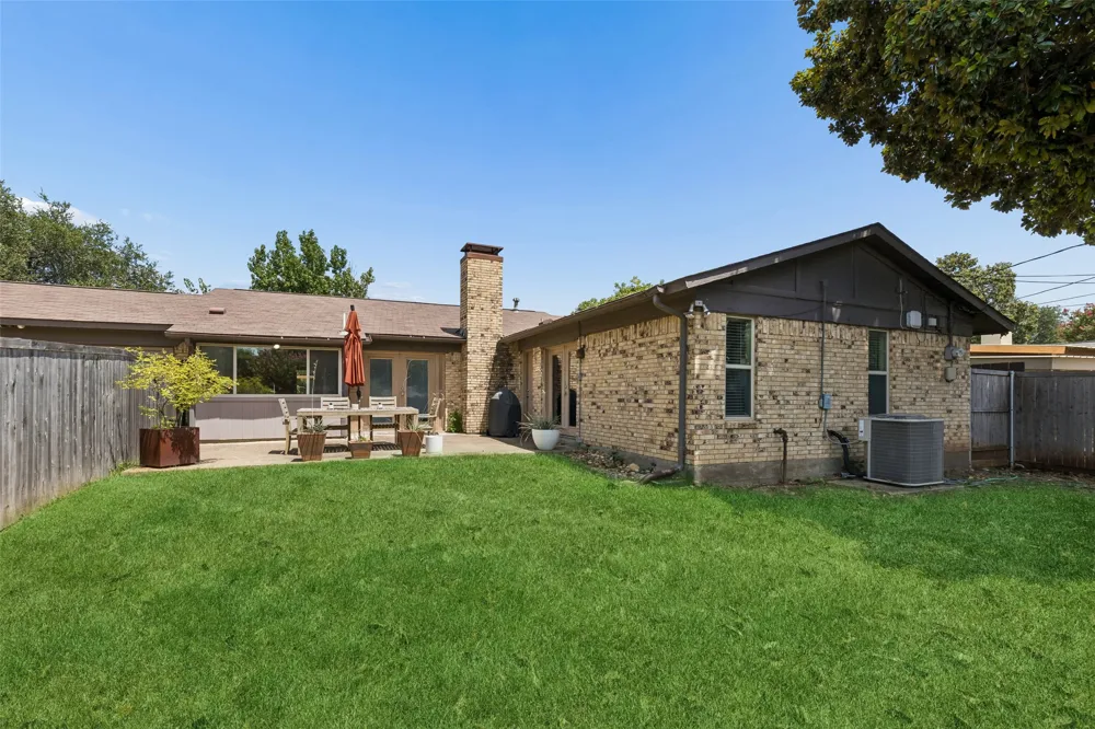 13141 Rosser Road Farmers Branch, TX 75244