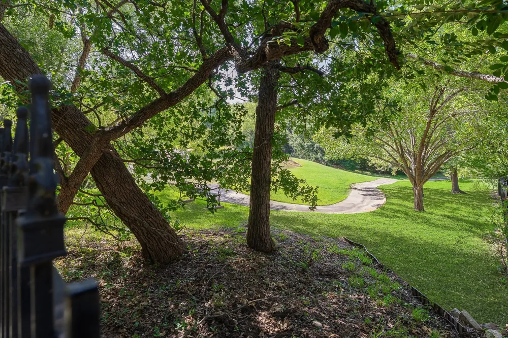 105 Latrobe Court Southlake, TX 76092