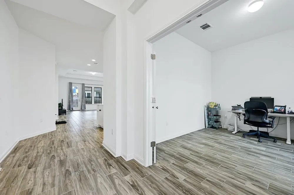 6725 Denia Drive Austin, TX 78739